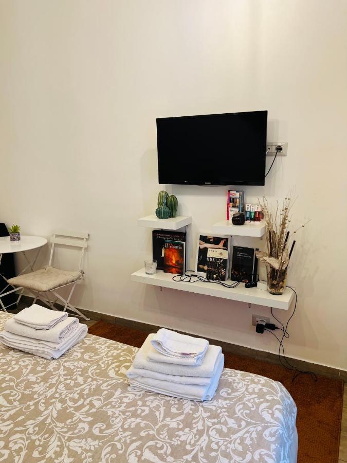 Lorenzo's Art Studio 2 Napoli Esterno foto